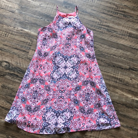 Decree pretty pink halter style dress - Picture 1 of 11
